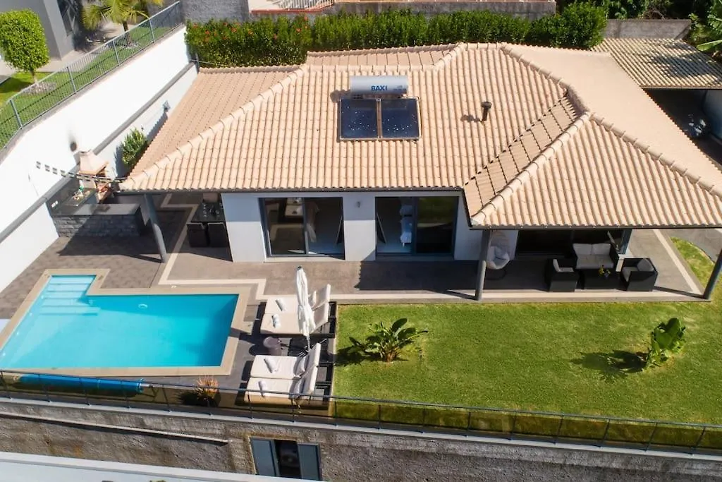 Вилла Casa Mia, A Dream Spot With Heated Pool Арку-да-Кальета